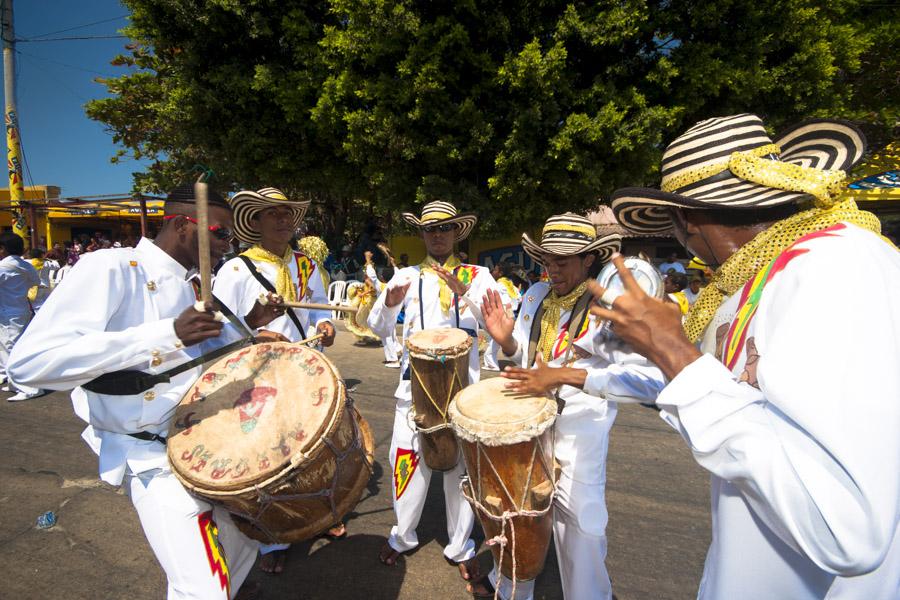 Chirimia Desfilando en la Gran Parada, Carnaval de...