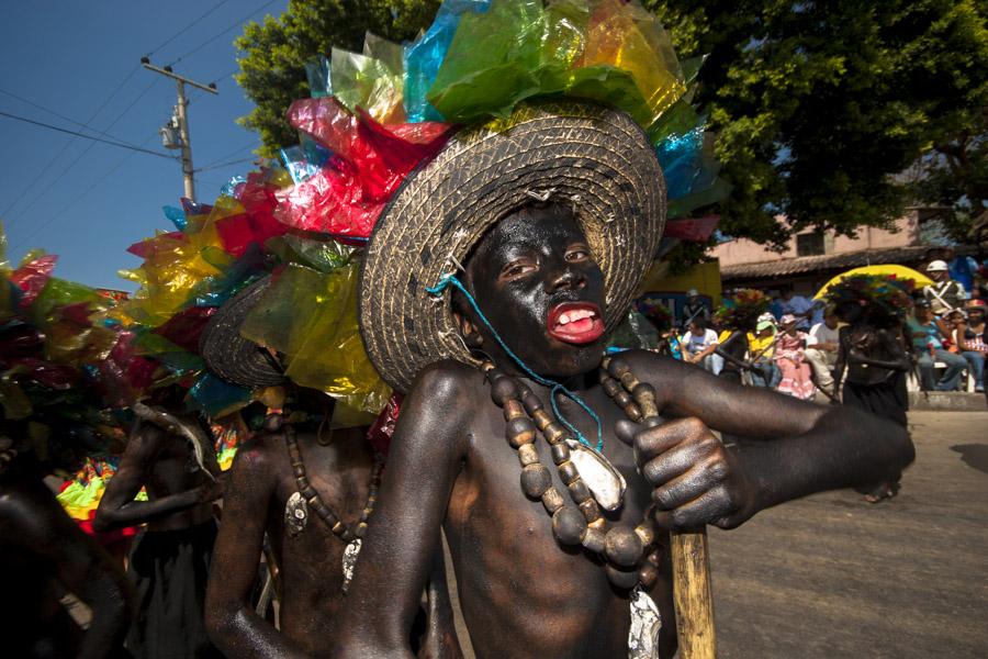 Niño Disfrazado en la Gran Parada, Carnaval de Ba...