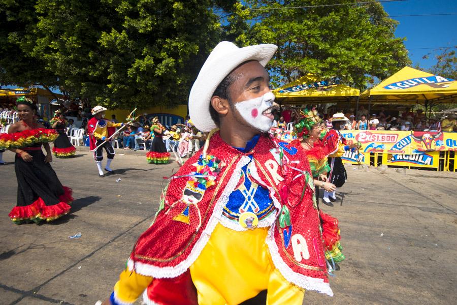 Hombre con Traje Tipico del Baile del Garabato, Gr...