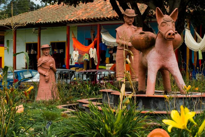 Monumento al Artesano, Raquira, Boyaca, Colombia