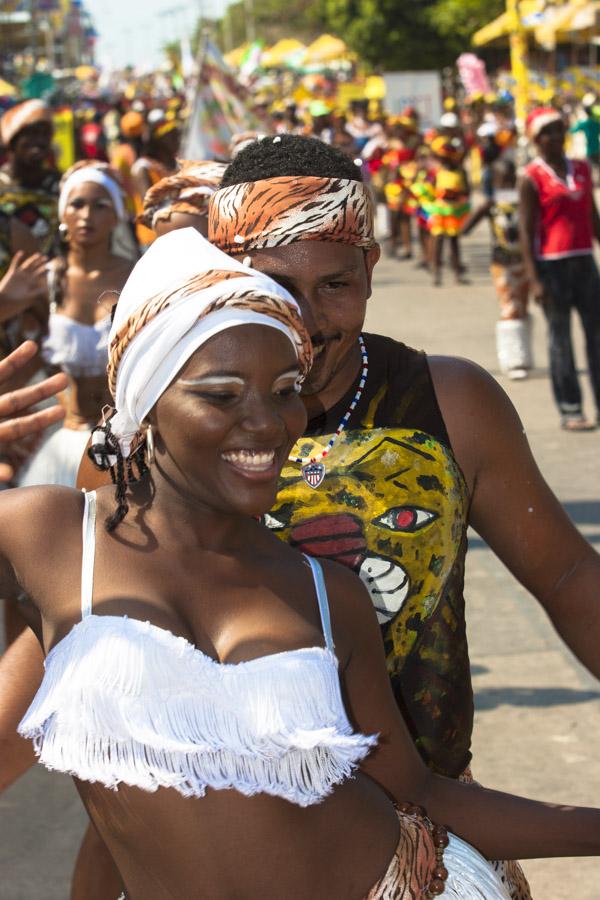 Pareja Bailando Mapale en la Gran Parada, Carnaval...