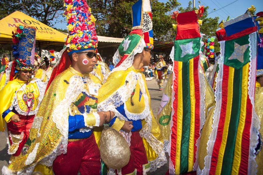 Comparsa de Congos Desfilando en la Via 40, Gran P...