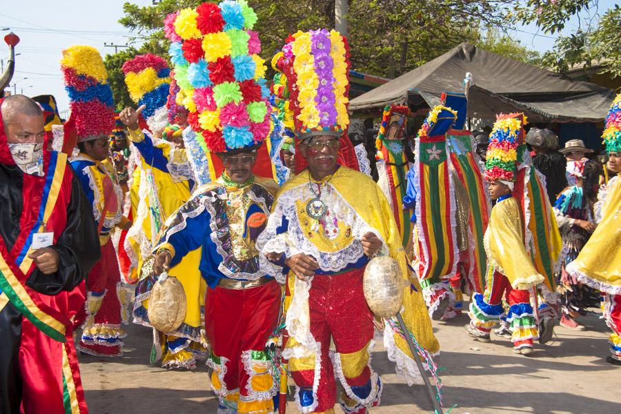 Comparsa de Congos Bailando en la Gran Parada, Car...