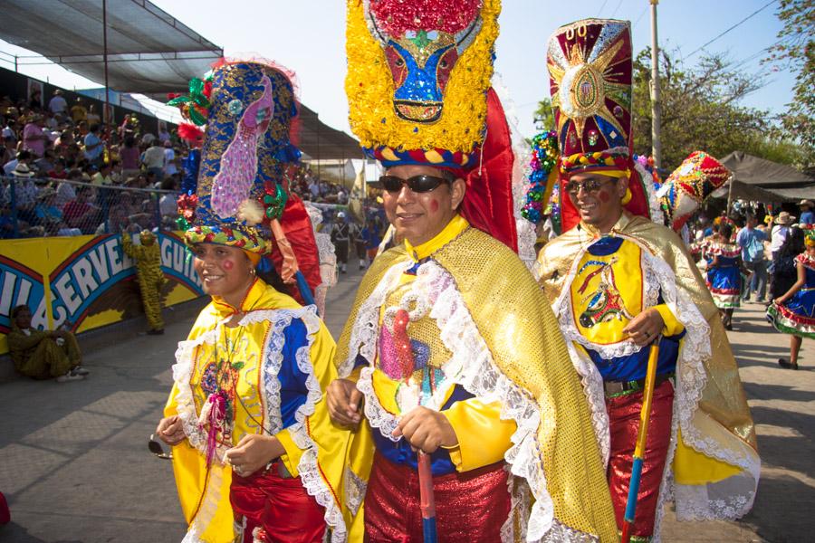 Comparsa de Congos Bailando en la Gran Parada, Car...