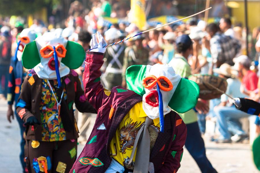 Marimondas en la Gran Parada, Carnaval de Barranqu...