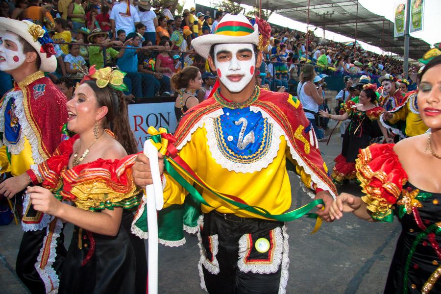 Comparsa Bailando el Garabato en la Gran Parada, C...