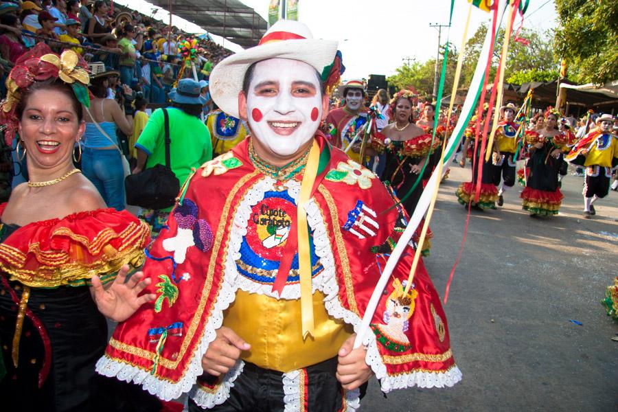 Comparsa Bailando el Garabato en la Gran Parada, C...