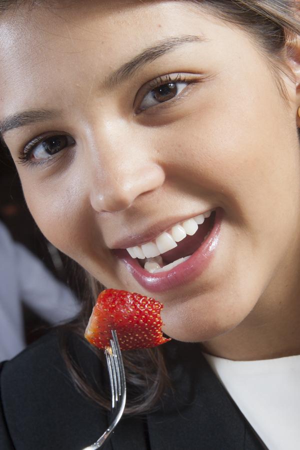 Mujer Comiendo