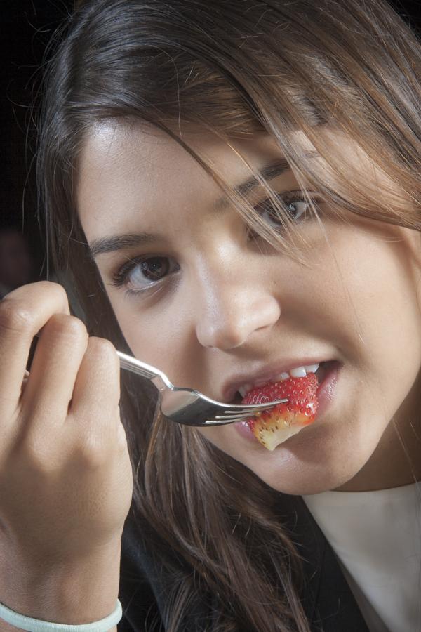 Mujer Comiendo