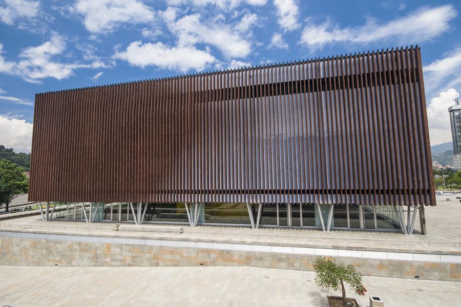 Caja de Madera, Medellin, Antioquia, Colombia