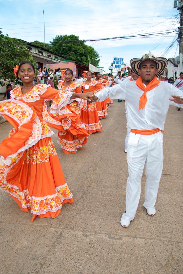 Retrato de Jovenes Bailando