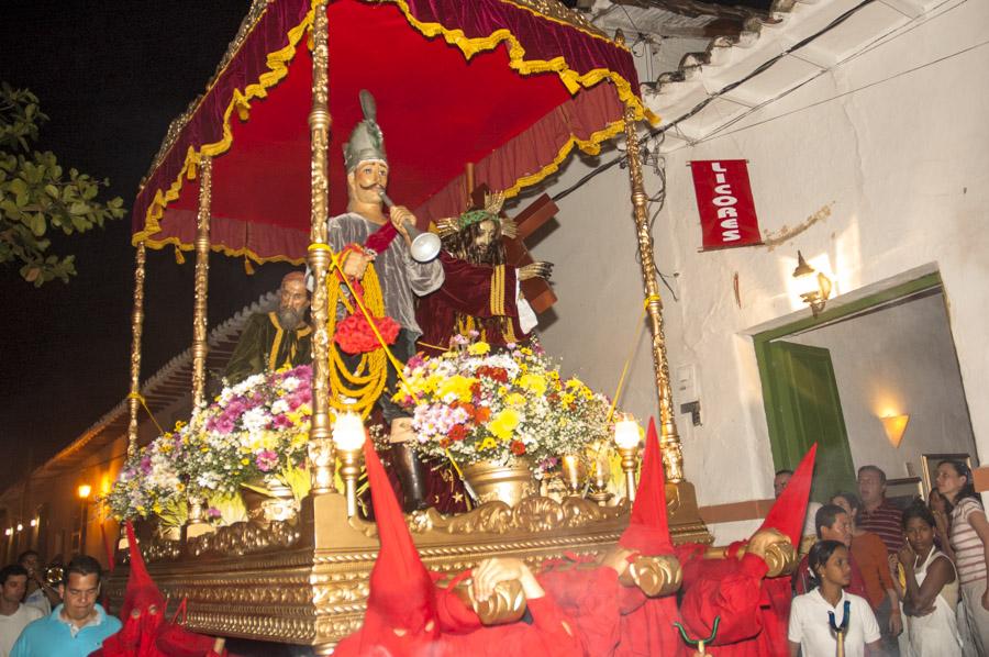 Personas y paso de la semana santa de santa fe de ...