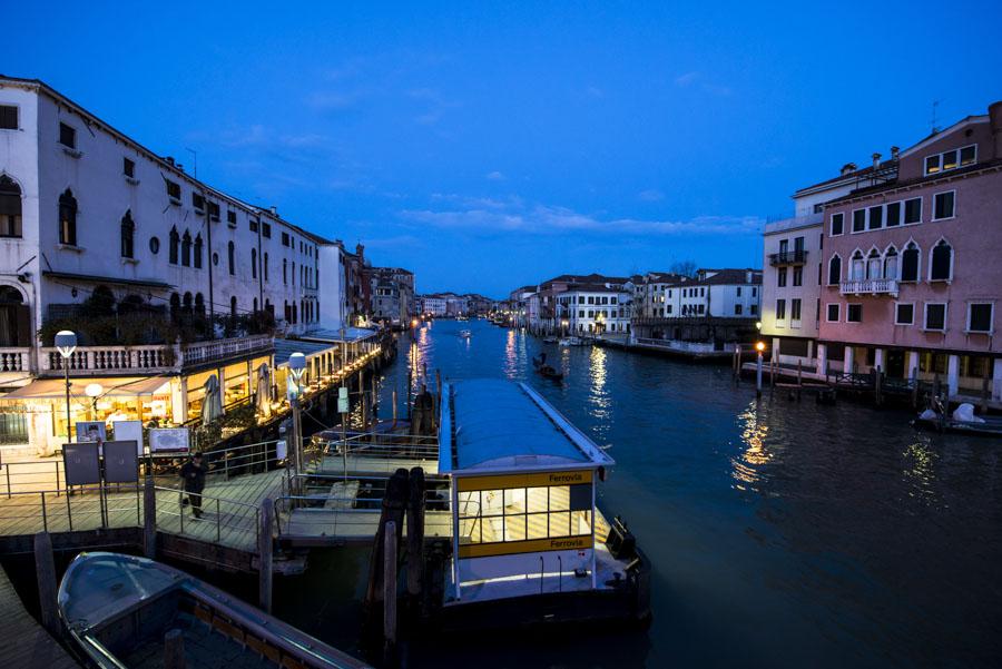 Ataradecer Gran Canal, Venecia, Veneto, Italia, Eu...