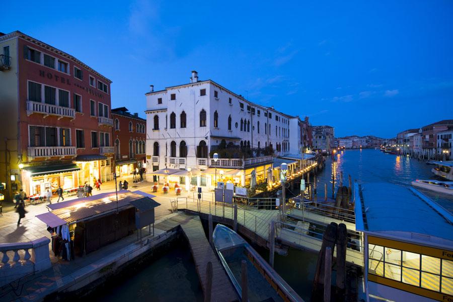 Ataradecer Gran Canal, Venecia, Veneto, Italia, Eu...