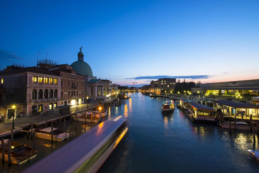 Ataradecer Gran Canal, Venecia, Veneto, Italia, Eu...