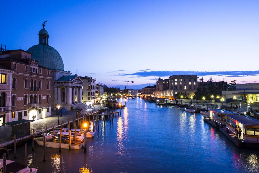 Ataradecer Gran Canal, Venecia, Veneto, Italia, Eu...