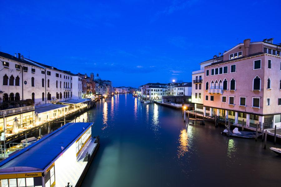 Ataradecer Gran Canal, Venecia, Veneto, Italia, Eu...