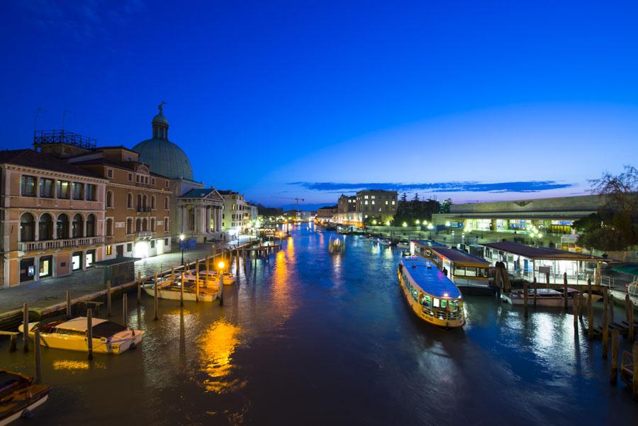 Ataradecer Gran Canal, Venecia, Veneto, Italia, Eu...