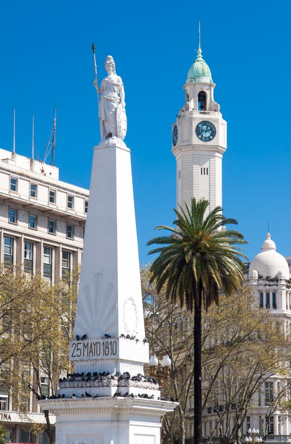 Plaza 25 de Mayo, Piramide de Mayo, Buenos Aires, ...