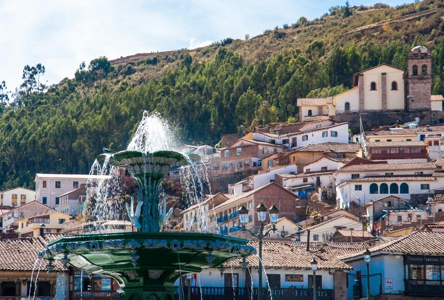 Pileta en Plaza de Armas del Peru, Cuzco, Cusco, S...