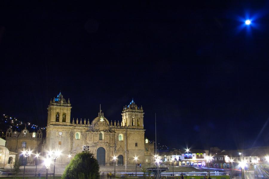 Iglesia la Compañia de Jesus, Plaza de Armas, Cuz...