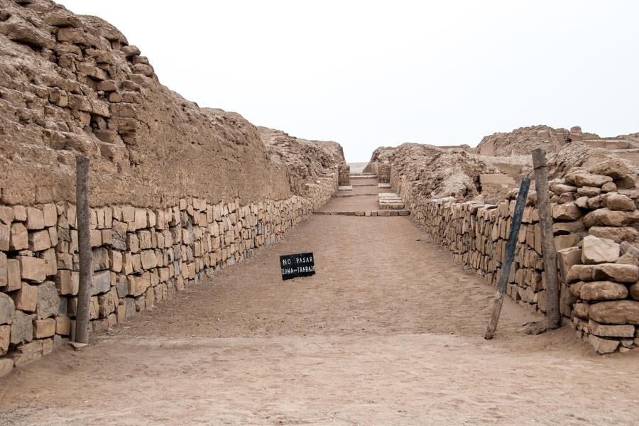 PachaCamac, Camino Epidural Pizarro, Lima, Peru, S...