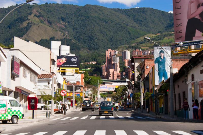 Calle 10, Poblado, Medellin, Antioquia, Colombia