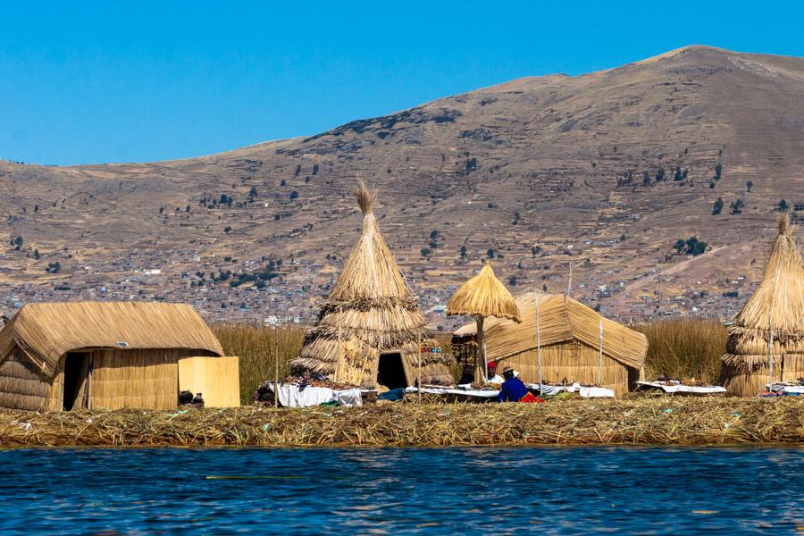 Poblado Indigena Comunidad Uros, Lago Titicaca, Pr...