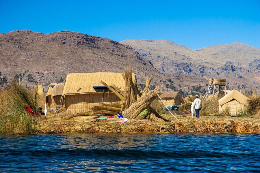 Poblado Indigena Comunidad Uros, Lago Titicaca, Pr...