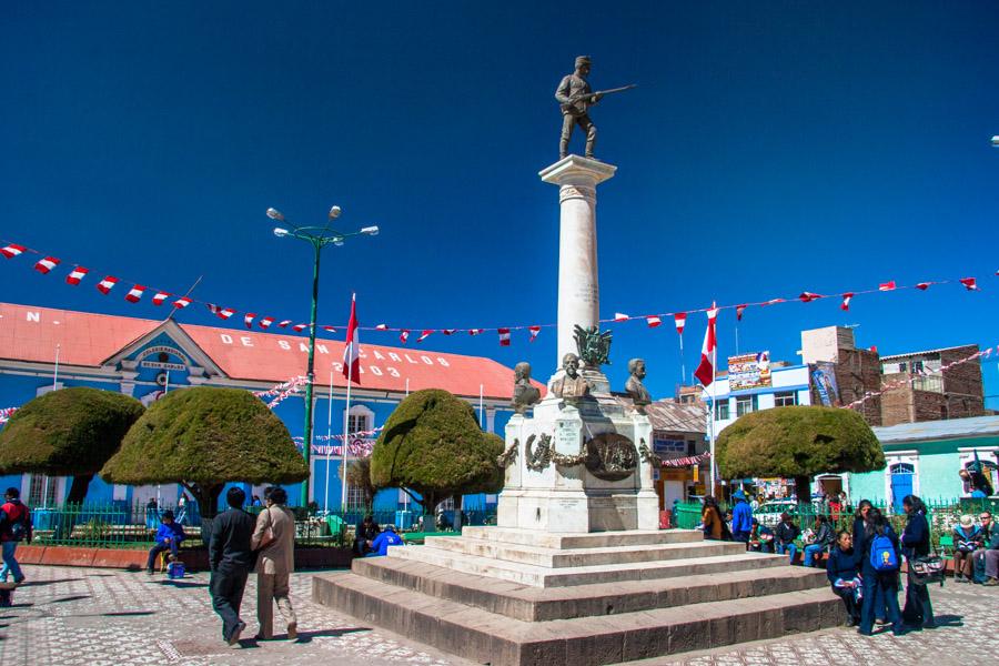 Monumento al Dr. Manuel Pino, Parque Pino, Provinc...