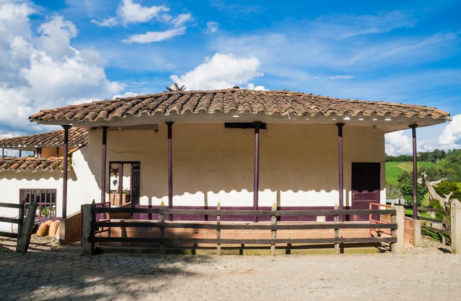 Hacienda en el Municipio de San Pedro Ovejas, Anti...