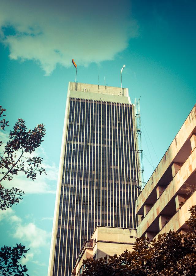 Edificio Coltejer en el centro de Medellin, Antioq...