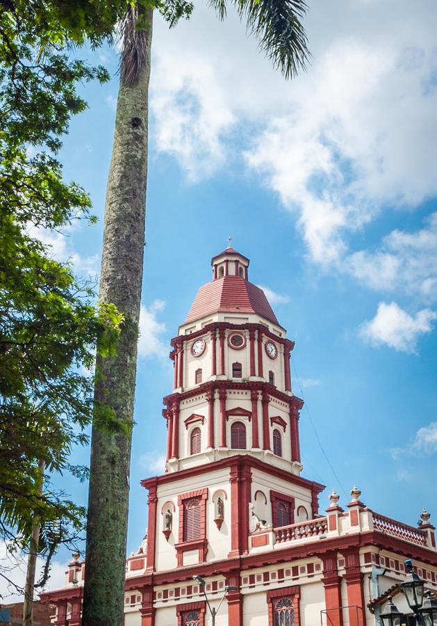 Inglesia Nuestra señora de las mercedes en Caldas...