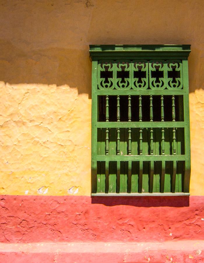 Ventana Colonial en Santa Fe de Antioquia, Occiden...