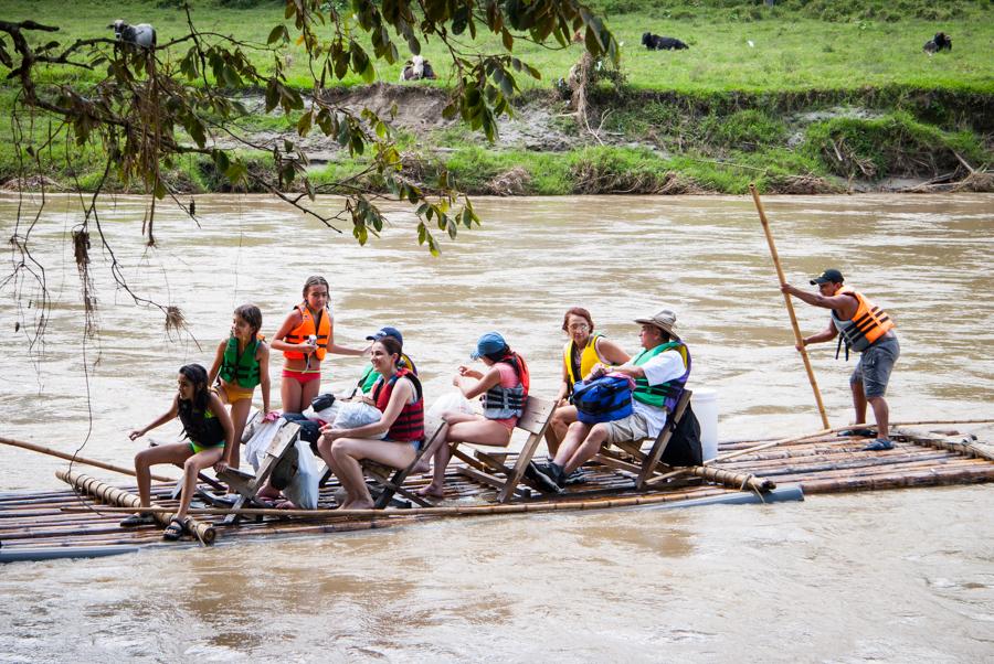 Balsa con Ocupantes a Bordo, QuIndio, Eje Cafetero