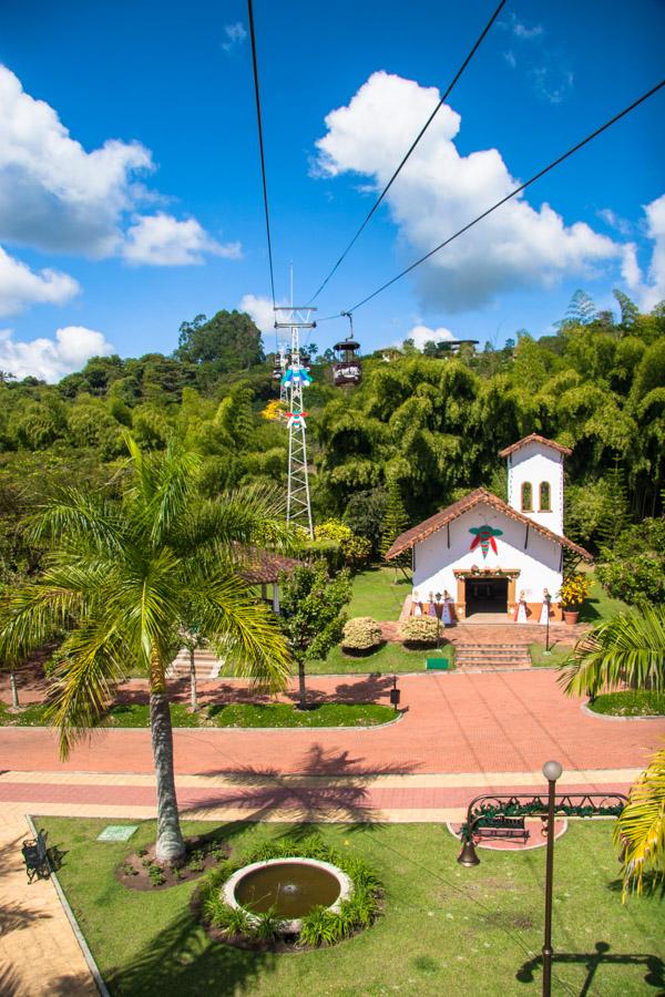 Teleferico en el Parque del Cafe, Montenegro, QuIn...