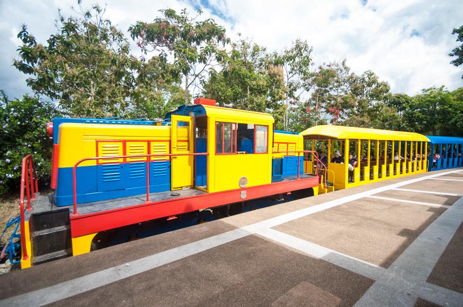 Tren de Armenia en el Parque Nacional del Cafe, Mo...