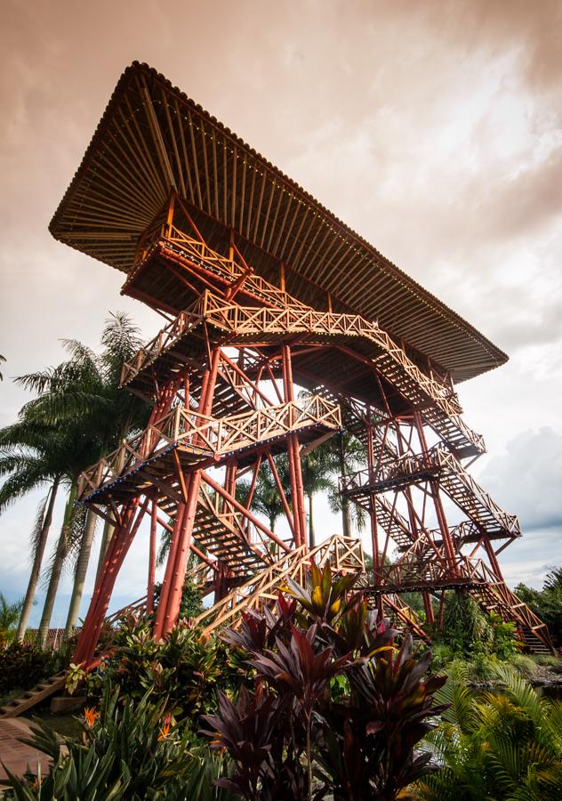 Torre Mirador del Parque Nacional del Cafe, Monten...