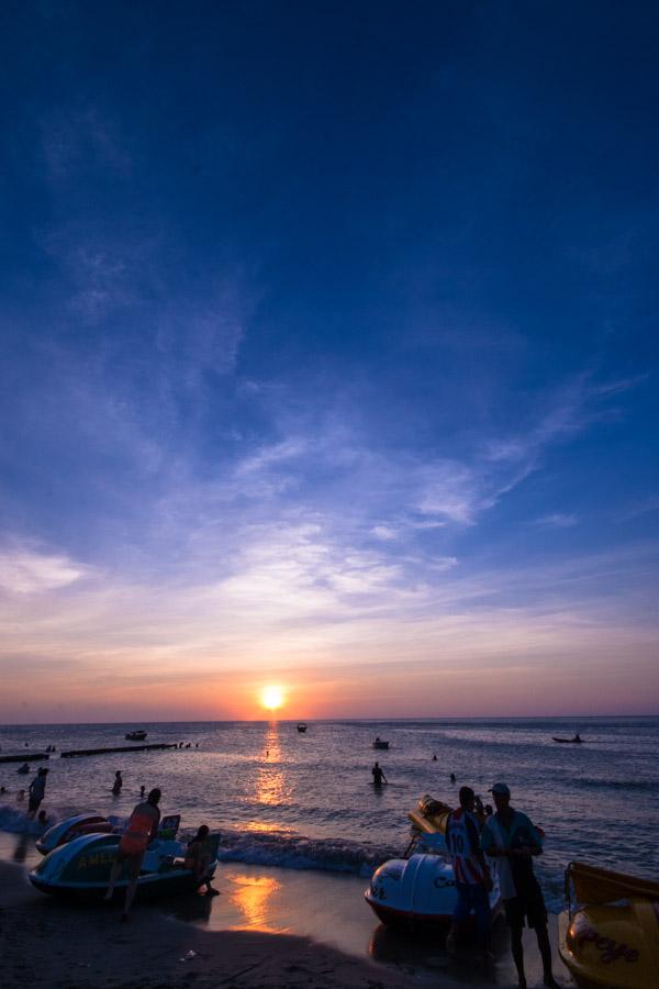 Atardecer, Santa Marta, el Rodadero, Magdalena, Co...