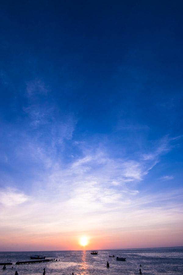 Atardecer, Santa Marta, el Rodadero, Magdalena, Co...