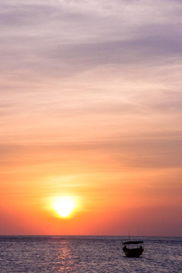 Atardecer, Santa Marta, el Rodadero, Magdalena, Co...