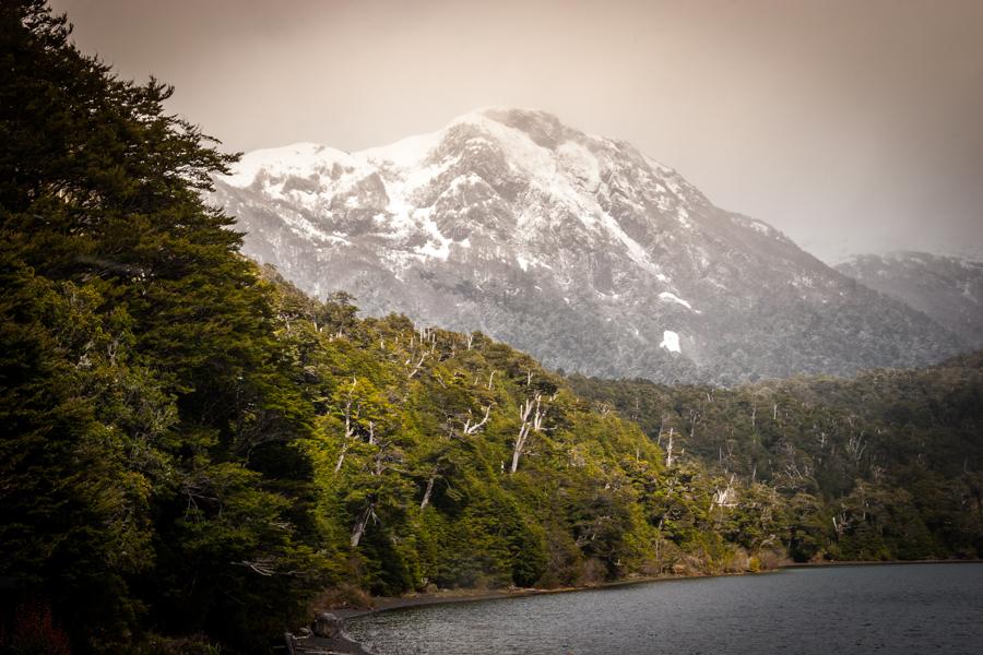 Riscos y Nevados, Lago Nahuel Huapi, Provincia de ...