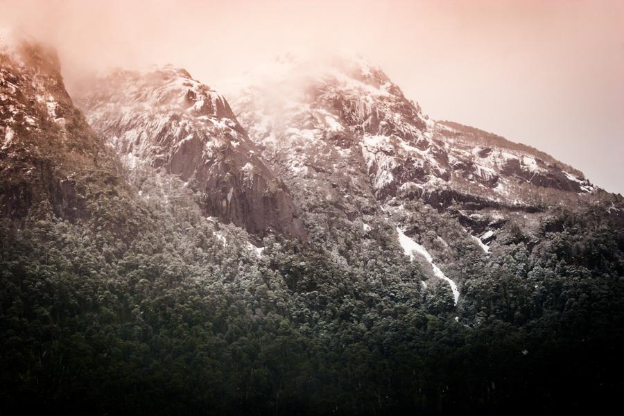 Riscos y Nevados, Lago Nahuel Huapi, Provincia de ...