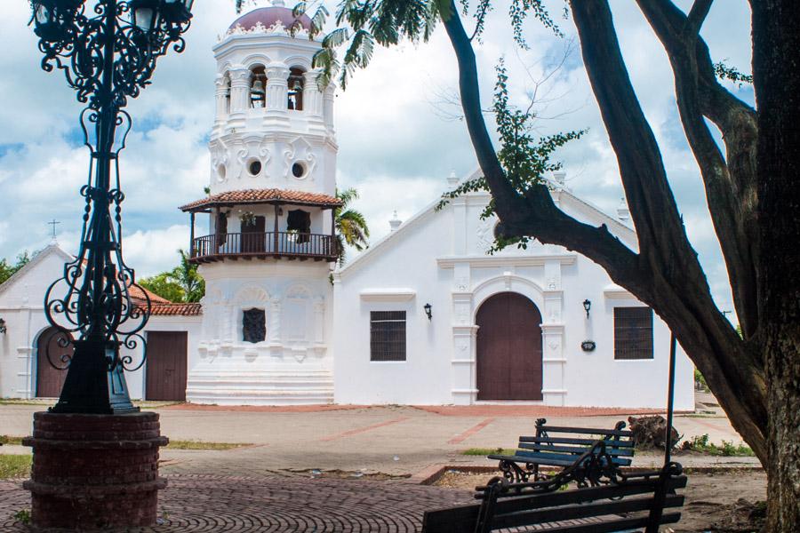 Iglesia de Santa Barbara en Santa Cruz de Mompox, ...