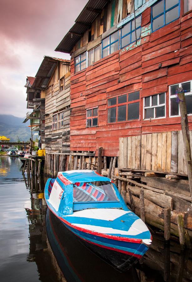 Vivienda a Orillas de la Laguna de la Cocha, San J...