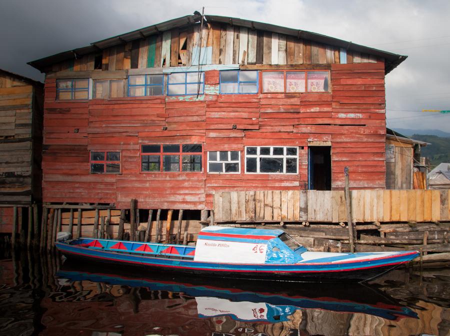 Vivienda a Orillas de la Laguna de la Cocha, San J...