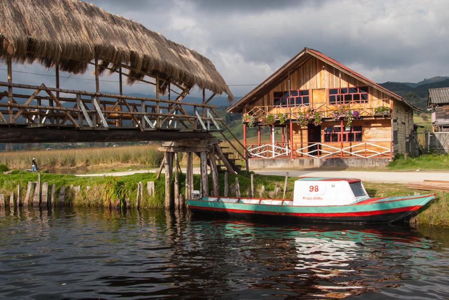 Vivienda a Orillas de la Laguna de la Cocha, San J...