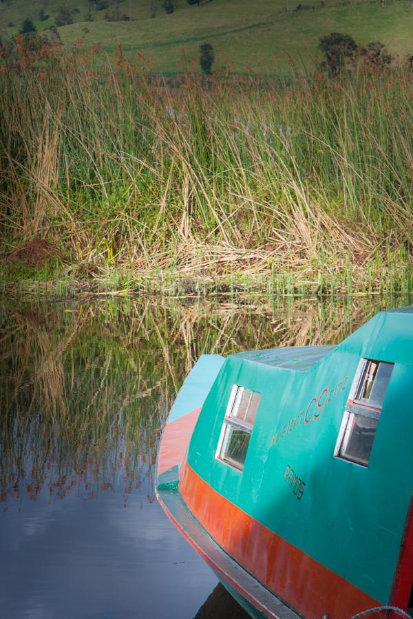 Detalle de una Lancha Laguna de la Cocha, San Juan...