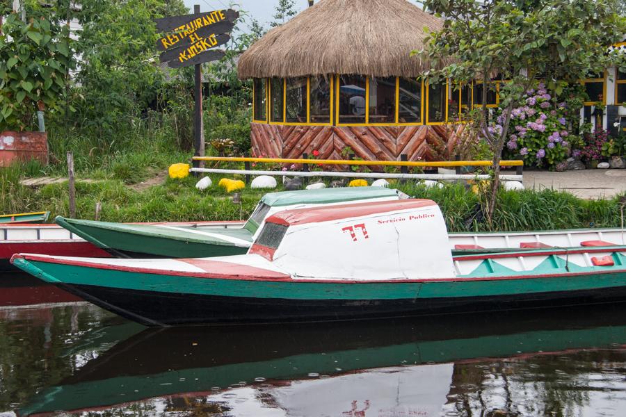 Lanchas a Orillas de la Laguna de la Cocha, San Ju...