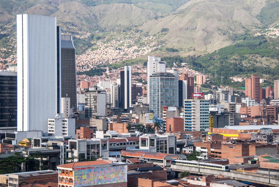 Panoramica de la ciudad de Medellin, Antioquia, Co...